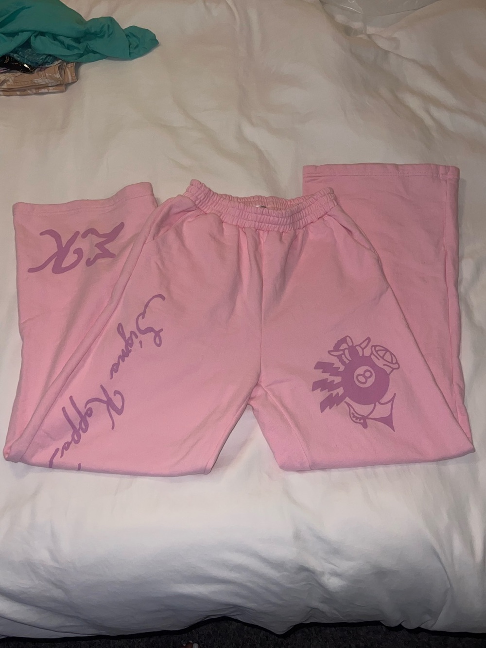 Women’s Pink Wide Leg Graphic Sweatpants